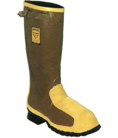 Olive green Ranger by Honeywell 2169 Servus Boot Steel Toe Rubber on white background